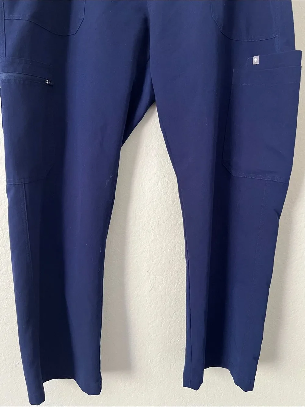 EUC FIGS Men's Cairo Cargo Scrub Pants Navy Size XXL/S